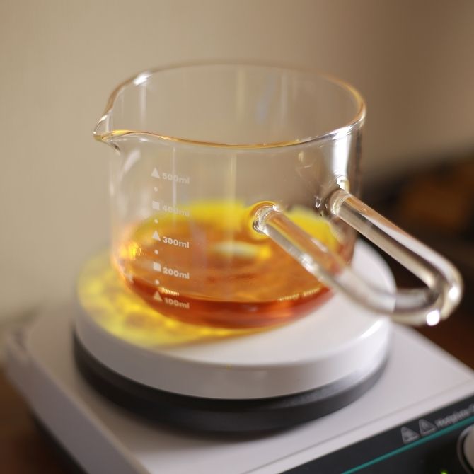 Making concentrated tincture paste to extract pure fragrance for incense sticks